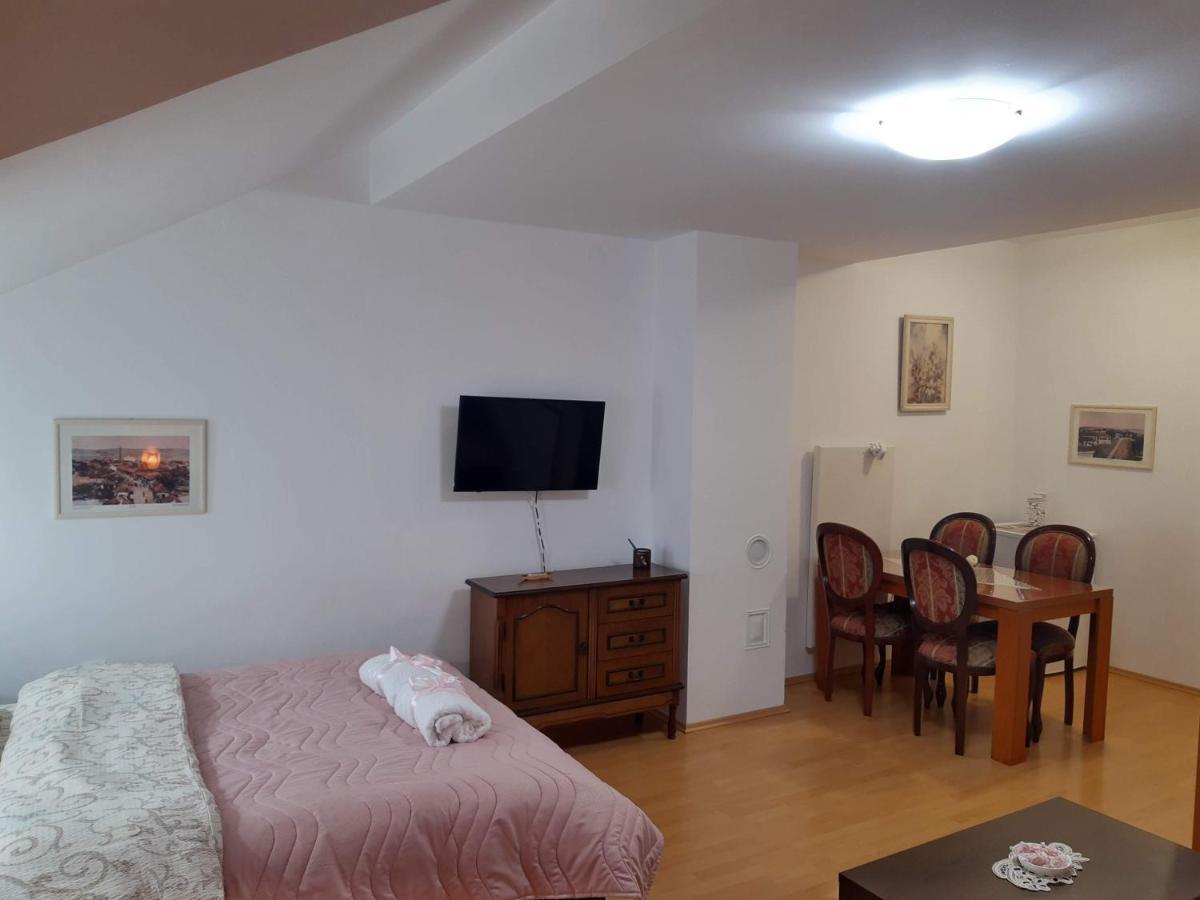 Sky Apartman Soko Banja Bagian luar foto